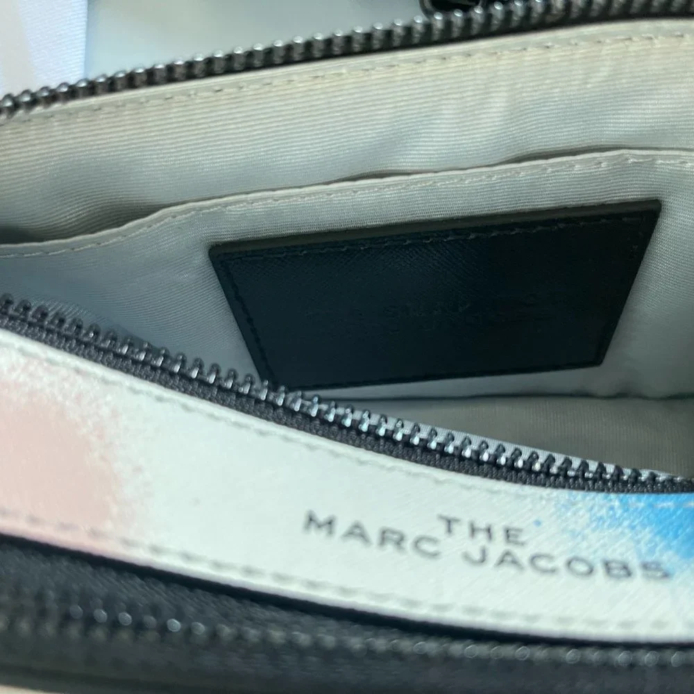 Marc Jacobs Snapshot leather crossbody - Picture 9 of 9